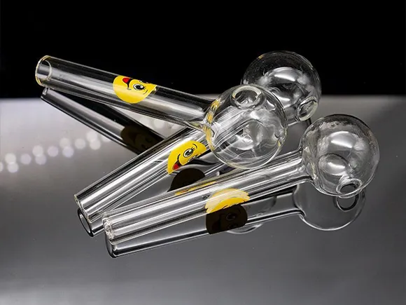 glass vs silicone pipes